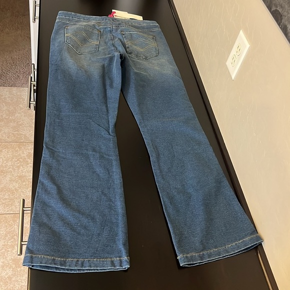 Pajama Jeans bootcut pull up elastic waist, medium wash blue, size S, NWT - Picture 3 of 16